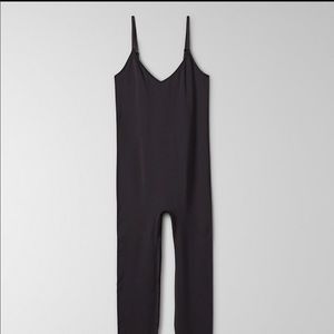 NWT Babaton Aritzia Seamless Jumpsuit